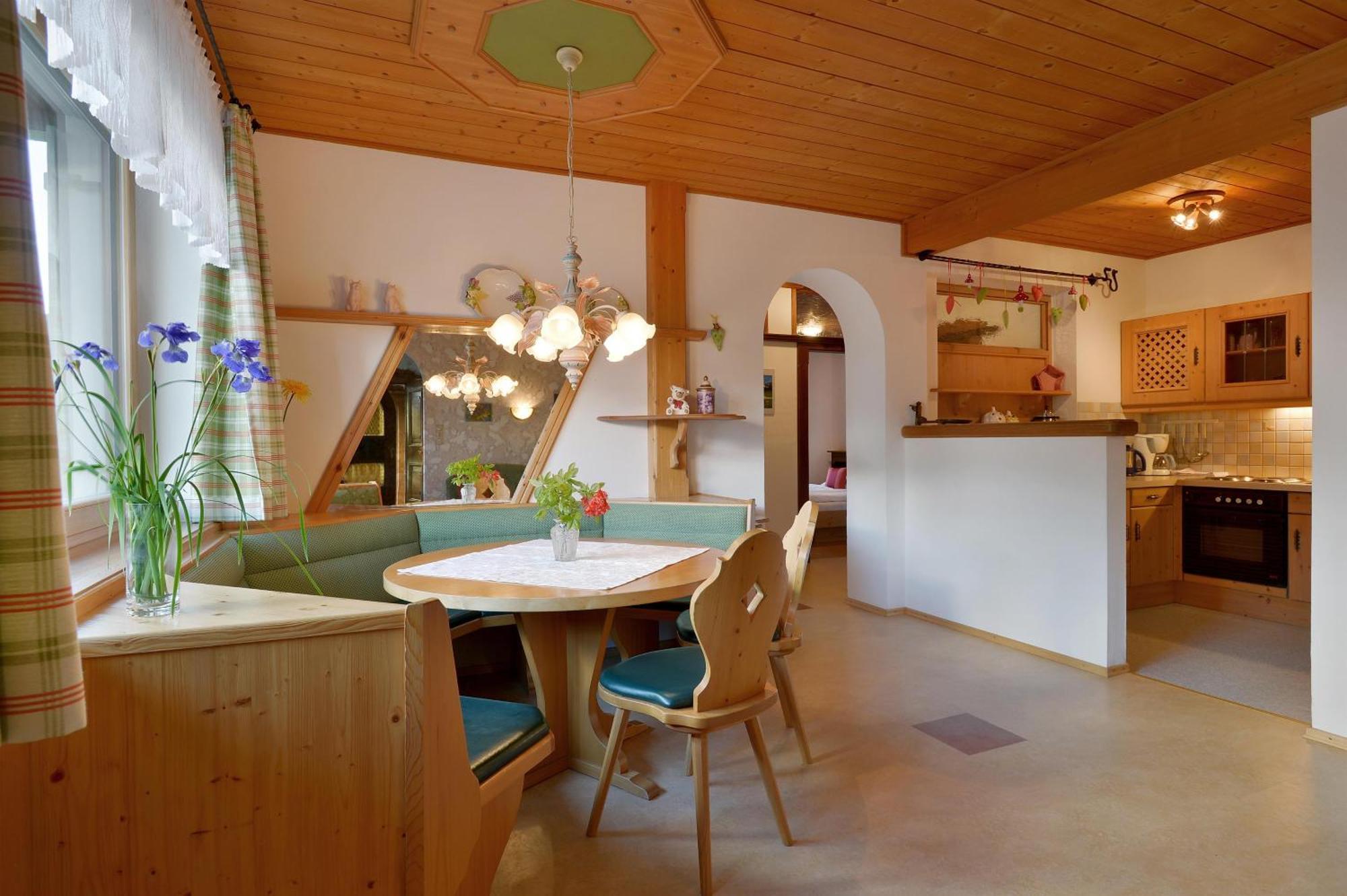 Alpenresidenz Unterrainer Apartment Ellmau Room photo